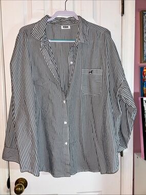 PINK Victoria's Secret coastal cutie Button-Down sleep shirt